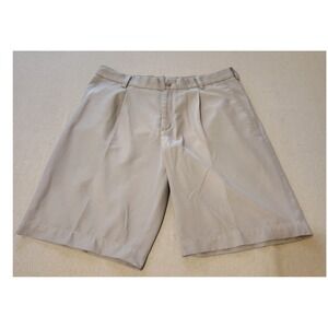 Nike Golf Men's Size 34 Gray Pleated Performance Shorts Outdoor Athletic 2